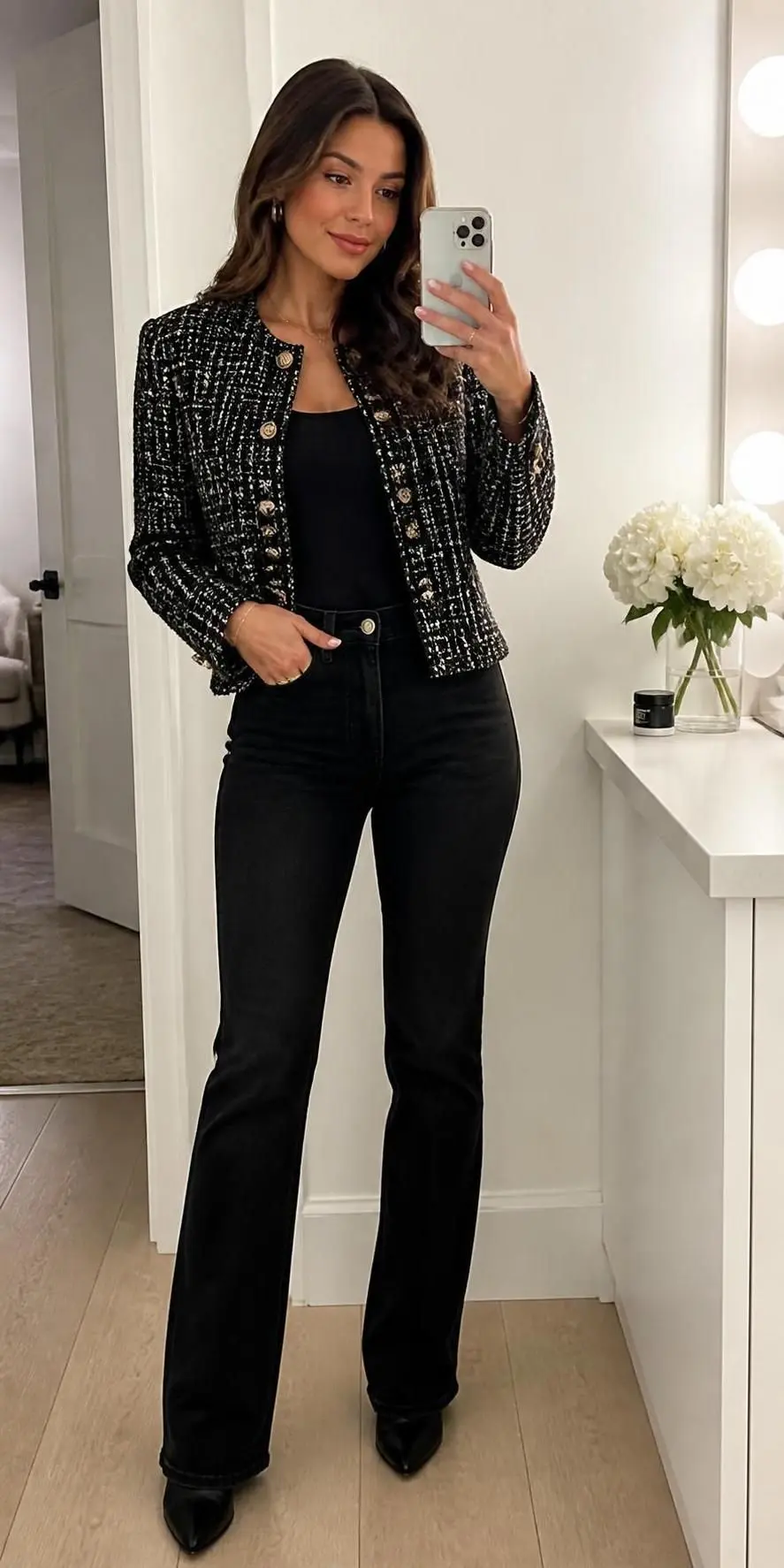 25 Black Jeans Outfit Ideas That Make Getting Dressed Feel Effortless 16 black jeans outfit ideas 1043