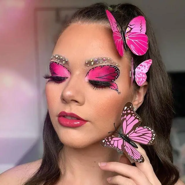 15 Dreamy Last Minute Halloween Makeup for a Dramatic Showstopper Style 35 15 Dreamy Last Minute Halloween Makeup for a Dramatic Showstopper Style